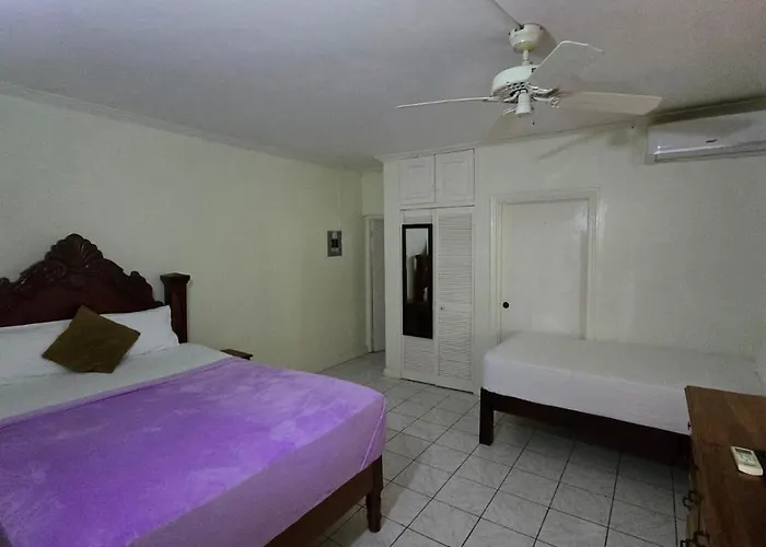 Apartment Wizzy White River *